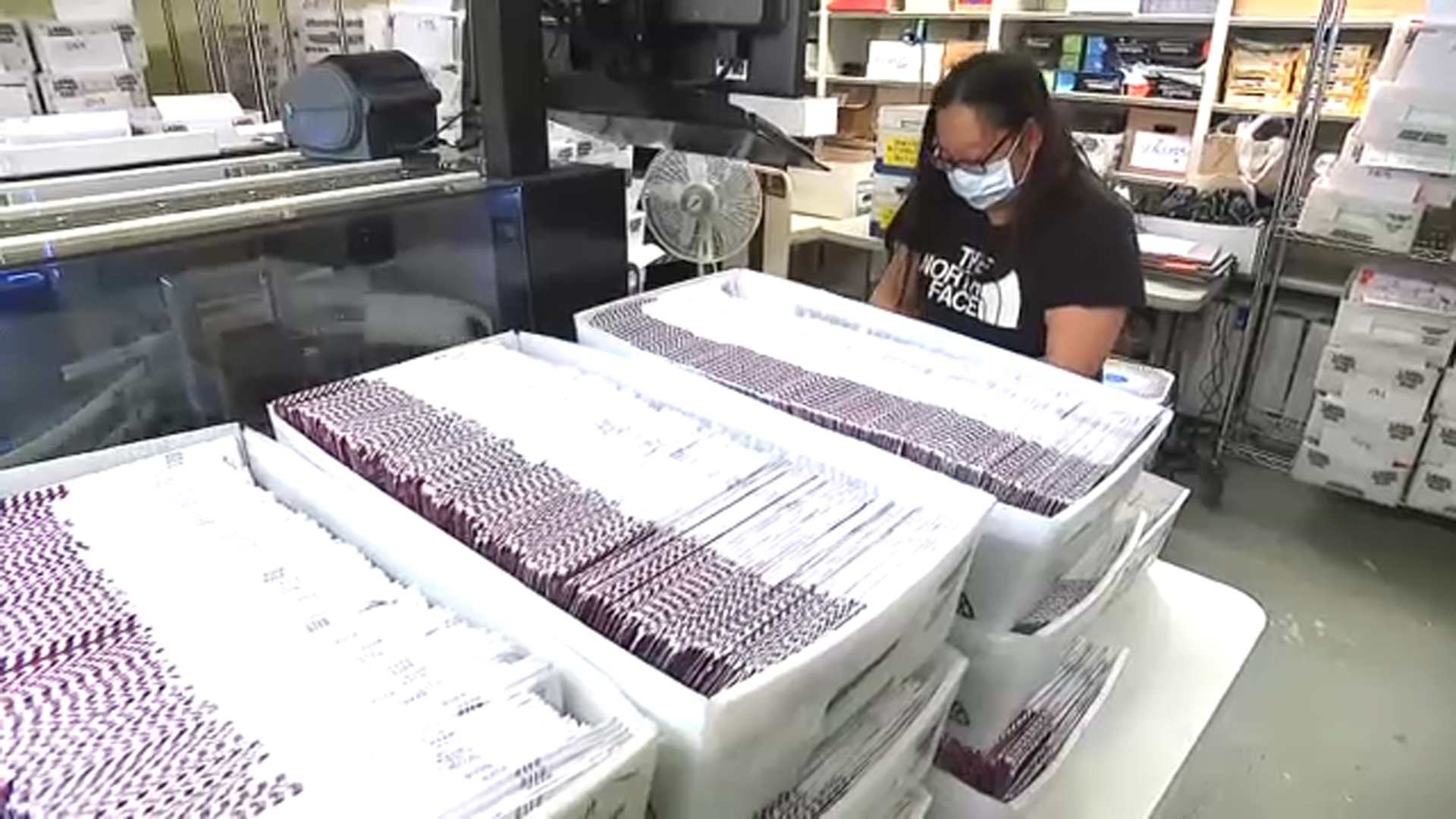 DOJ issues grand jury subpoenas to election officials in California
— ABC7 Chicago (WLS-TV)